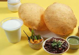 Chole Bhature Without Paneer + Lassi