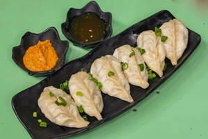 Chicken Momos Steamed
