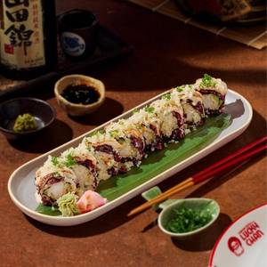 Aburi Salmon & Prawn Roll
