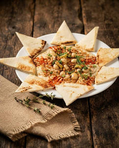 Garlic Hummus
