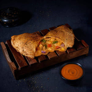 Makhani Cheese Calazone