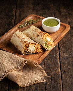 Paneer Makhani Roll