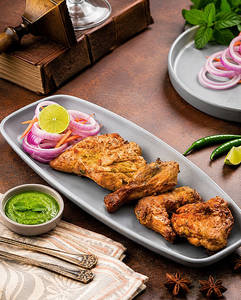 Special Tandoori Chicken (yellow/red)