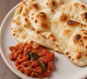 Naan With Onion Tomato Thokku