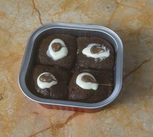 Mini Double Chocolate Cookie Tin