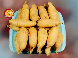 Mirchi Vada (1 Piece)