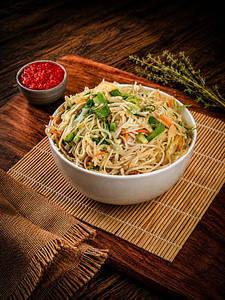 Veg Hakka Noodles