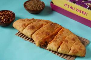 Veg Stuffed Garlic Bread