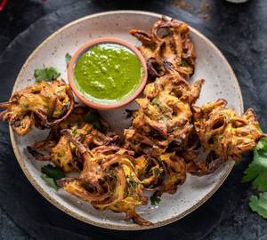 Onion pakoda