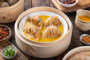 Prawn With Hot Yellow Curry