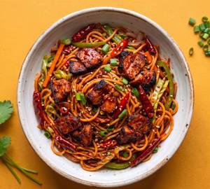 Smokey Pork Schezwan Noodles