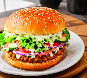 Hot Cream Salad Burger + Peri Peri Fries