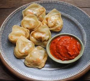 Paneer momos steamed [5 pieces]