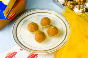 Moong laddu