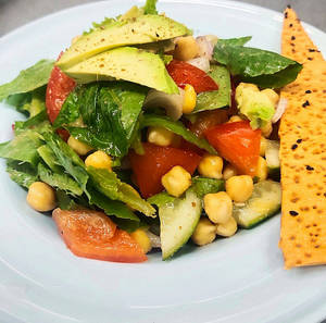 Mediterranean Chickpeas Salad
