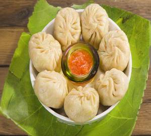 Veg steam momos