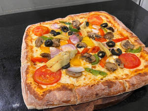 Classic Veggie Lovers Pizza
