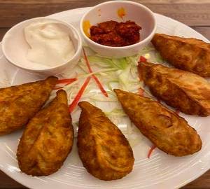 Paneer momos fry [5 pieces]