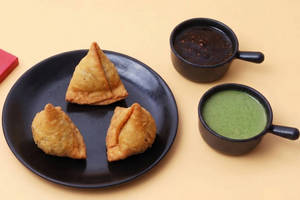 Falhari Samosa (3 Pcs)
