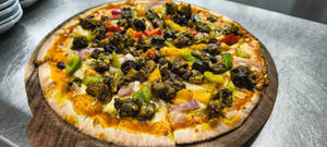 Pesto Chicken Primavera Pizza (neapolitan)