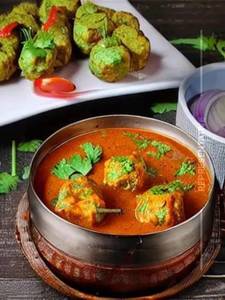 Veg Kofta Curry