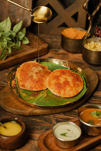 Plate Ghee Pudi Idli