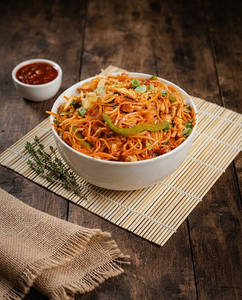 Chicken Schezwan Hakka Noodles