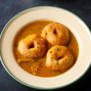 Medu vada sambar