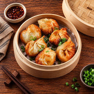 Veg Momos Fried [6 pieces]