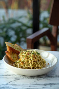 Spaghetti Aglio E Olio