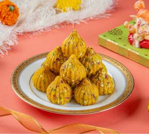 Kaju Kesar Pista Modak