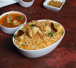 Prawn Schezwan Fried Rice & Garlic Prawn Gravy