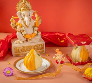 Mango Malai Modak - 1 Pc - 250 Gms