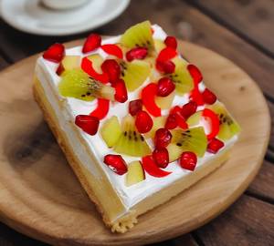 Mix Fruit Cheesecake Square Pastry