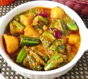 Aloo Potol Tarkari