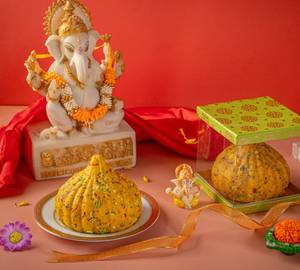 Kaju Kesar Pista Modak - 1 Pc - 500 Gms
