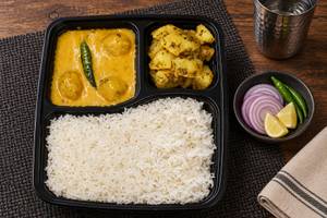 Kadhi Pakoda,Aloo Jira Thali