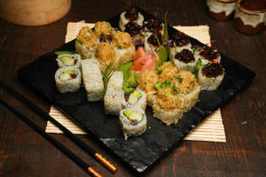 Vegetarian Maki Platter (24 pcs)