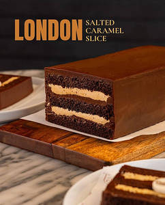LONDON CAKE SLICE