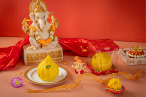 Kesari Mawa Modak - 1 Pc - 250 Gms