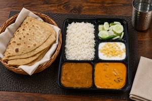 Jain Thali 1 (No Onion,No Garlic Preparation)