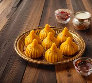 Kaju Kesar Modak [ 250 Grams ]  
