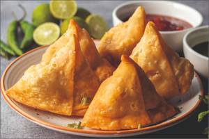 Aloo Samosa 5 Pcs