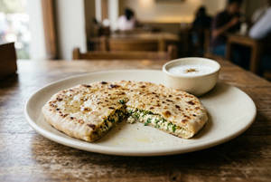 Aate Ki Paneer Paratha