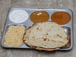 Zayka Special Thali + Paneer Naan (2 Pcs) + Kadhai Paneer + Dal Makhani + Raita + Papad + Salad