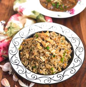 Mushroom fried rice                      