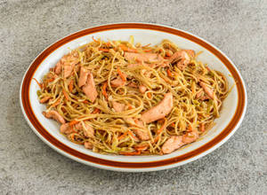 Hakka Noodles Chicken
