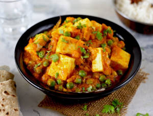 Matar Paneer