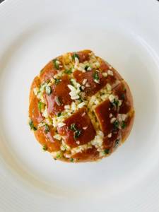 Cheesy Garlic Bun