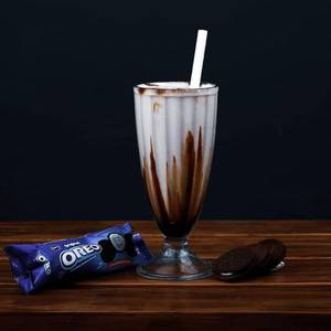 Creamy Oreo Milkshake